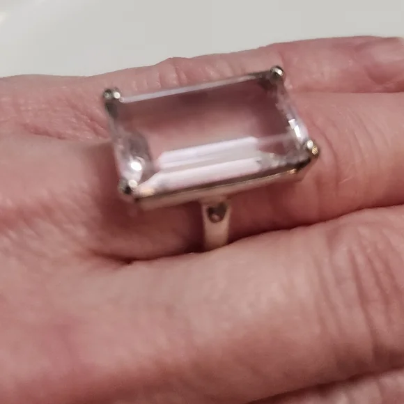 Kunzite Sterling Ring Size 6 - Picture 3 of 5